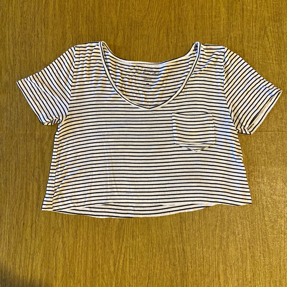 Hollister Striped Cropped Pocket Tee (S)